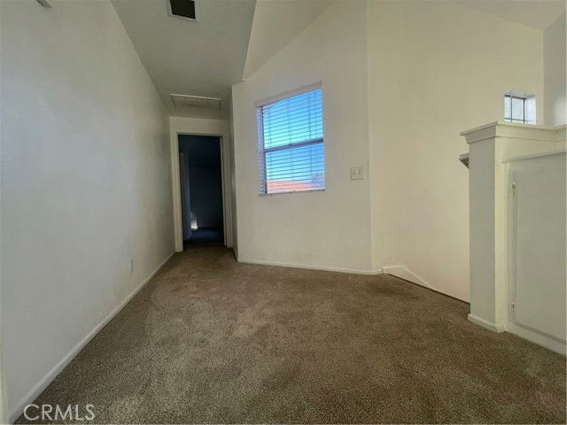 16 Wellesley in Irvine, CA - Building Photo - Building Photo