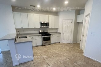 8780 Loganberry Pl in Elk Grove, CA - Building Photo - Building Photo