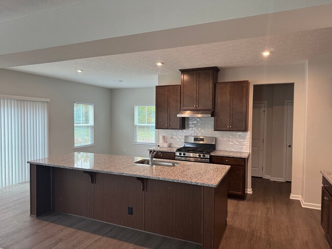 312 Alicia Kelton Dr in Delaware, OH - Building Photo - Building Photo