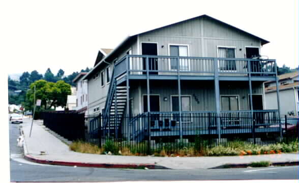 7200 MacArthur Blvd in Oakland, CA - Building Photo - Building Photo