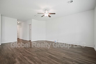 10519 Rosalina Lp in Converse, TX - Building Photo - Building Photo