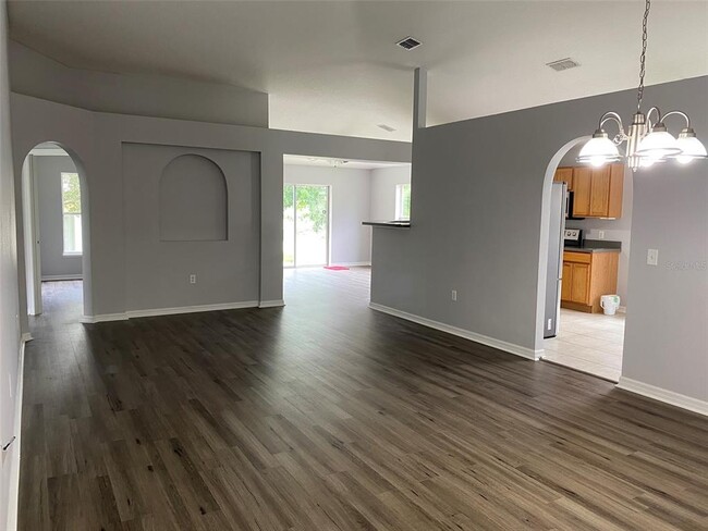 2210 Nicollett Way in Leesburg, FL - Building Photo - Building Photo