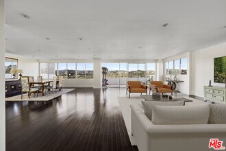 875 Comstock Ave in Los Angeles, CA - Building Photo - Building Photo