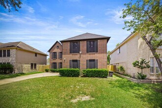 5702 W Vistaglen Loop in Houston, TX - Building Photo - Building Photo
