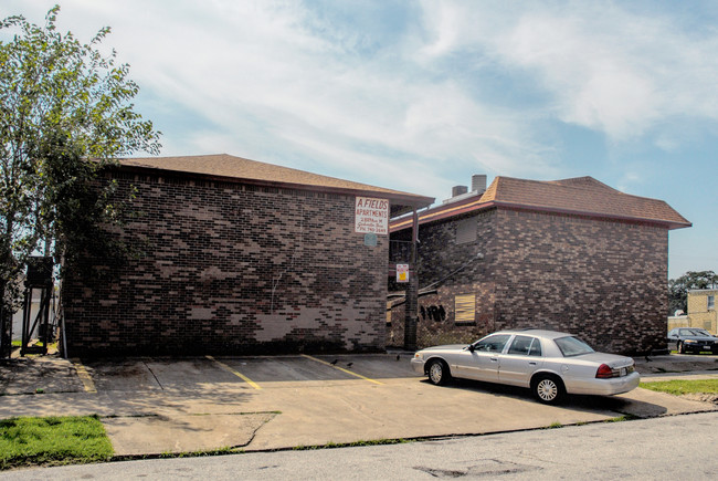 Fields Apartments I in Galveston, TX - Building Photo - Building Photo