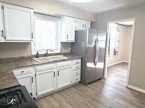 2007 Schuyler Dr in Peru, IL - Building Photo - Building Photo