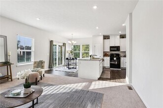 1161 Forecastle Trl in Medina, OH - Building Photo - Building Photo