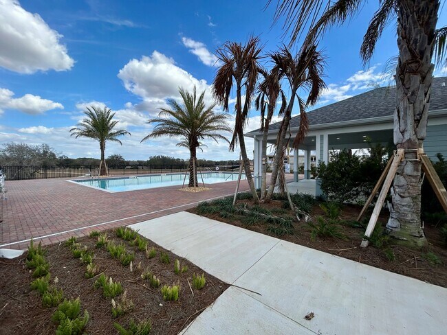 165 Rainwood St in Groveland, FL - Building Photo - Building Photo