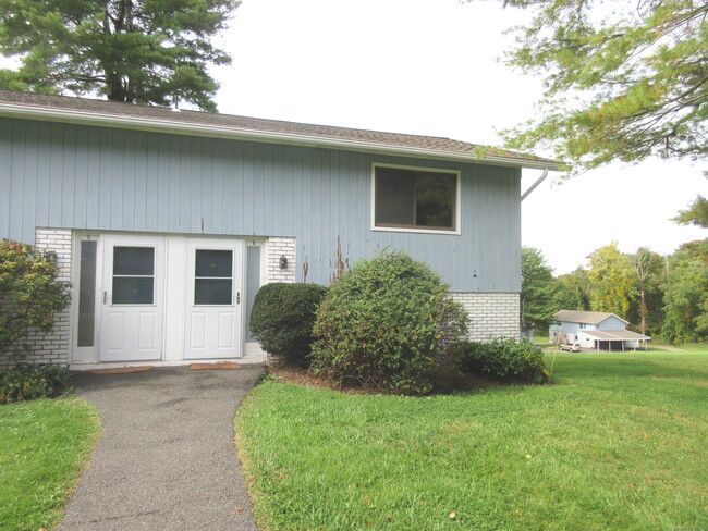 property at 6 Cedarbrook Rd