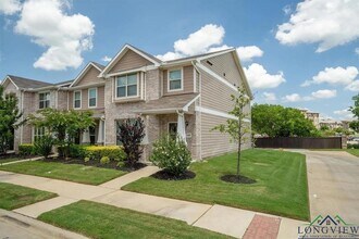 3300 Becker Dr in Denton, TX - Building Photo - Building Photo