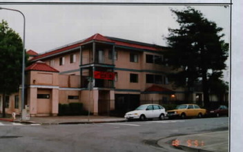 Bissell Avenue Apartments in Richmond, CA - Foto de edificio - Building Photo