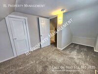 32 W Waterloo St photo'