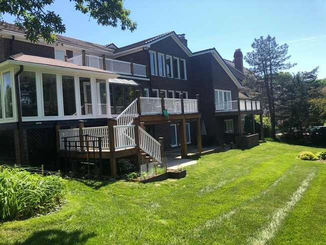 6518 W 132nd St in Leawood, KS - Building Photo - Building Photo