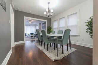 4148 W Wellington Ave in Chicago, IL - Building Photo - Building Photo