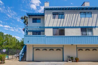 10063 Craft Dr in Cupertino, CA - Building Photo - Building Photo
