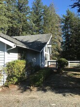 21020 SE 358th St in Auburn, WA - Foto de edificio - Building Photo