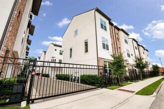 710 Clark St in Houston, TX - Building Photo - Building Photo