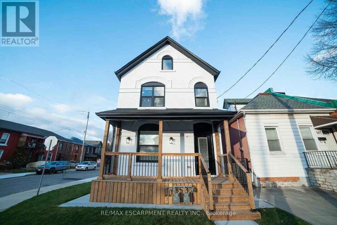 265 Robert St in Hamilton, ON - Building Photo