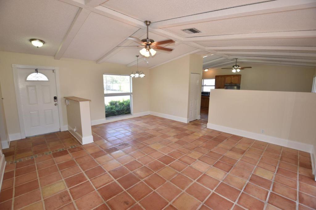10656 Shady Pond Ln in Boca Raton, FL - Building Photo