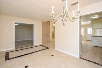 2835 Pepperwood Dr in Sugar Land, TX - Building Photo - Building Photo