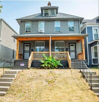 666 S 22nd St in Columbus, OH - Building Photo