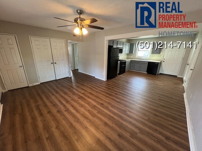 300 N Bailey St in Jacksonville, AR - Building Photo - Building Photo