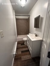 8 Riverview Pl in Yonkers, NY - Building Photo - Building Photo