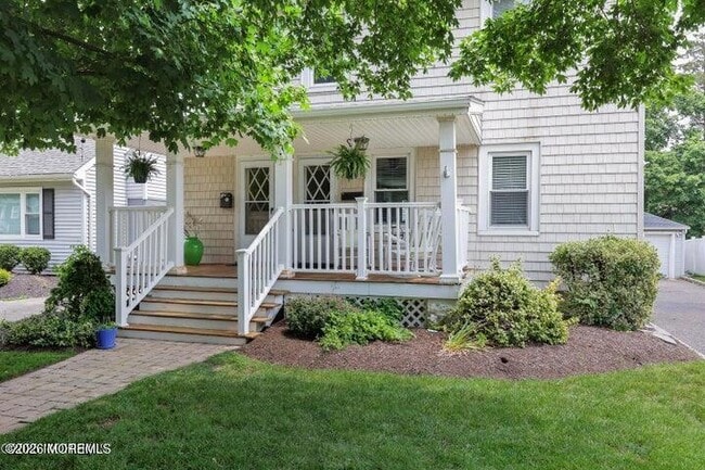 property at 87 Ave of Two Rivers S