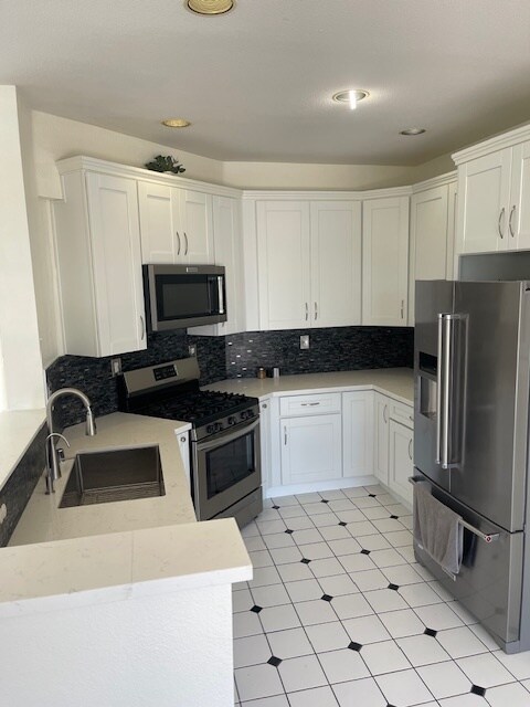 1223 Calle Tesoro in Chula Vista, CA - Building Photo