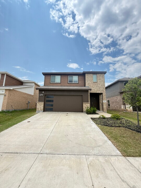 1281 Delmita Dr in Heath, TX - Building Photo