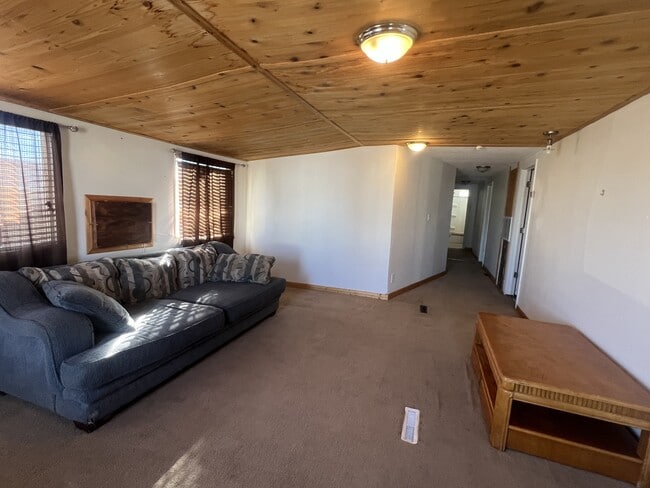 1565 Ray's Rd in Big Piney, WY - Building Photo - Building Photo