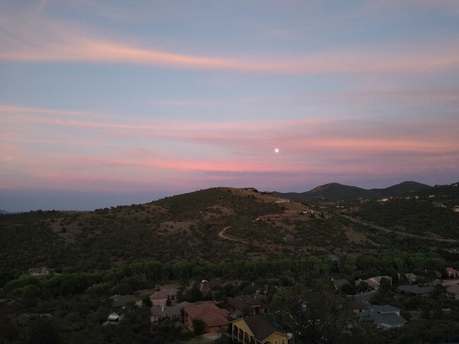 1003 N Opal Dr, Unit B in Prescott, AZ - Foto de edificio - Building Photo