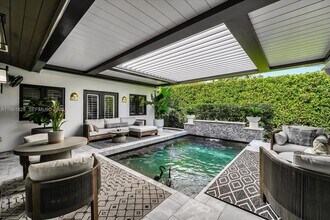 231 Fluvia Ave in Coral Gables, FL - Building Photo - Building Photo