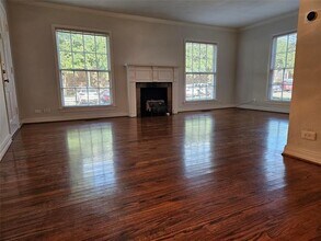 6904 Westchester Dr-Unit -3 in Dallas, TX - Building Photo - Building Photo