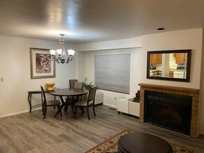 1351 S Main St in Bountiful, UT - Foto de edificio - Building Photo