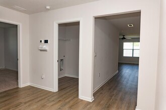 216 Laurel Hl St in Crestview, FL - Building Photo - Building Photo