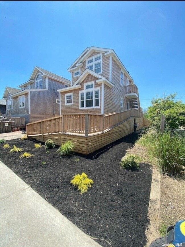 343 Dehnhoff Walk in Ocean Beach, NY - Building Photo - Building Photo