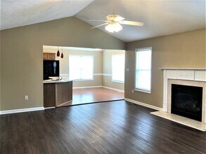 112 Pine Orchard Ct in Holly Springs, NC - Building Photo - Building Photo