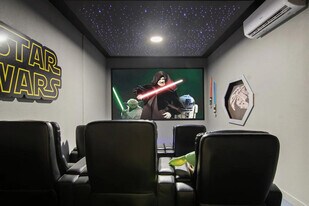 4761 Kings Castle Cir in Kissimmee, FL - Building Photo