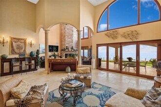 13 Seatuck Ln in Remsenburg, NY - Building Photo - Building Photo