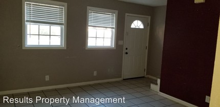 611 Elm St in Lagrange, GA - Building Photo - Building Photo