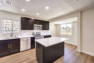 1150 June Ave in Las Vegas, NV - Building Photo - Building Photo
