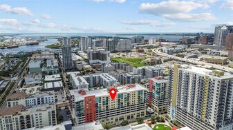 1208 E Kennedy Blvd, Unit 1022 in Tampa, FL - Building Photo