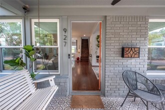 927 Highland St in Houston, TX - Building Photo - Building Photo