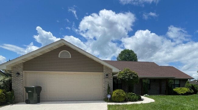 1757 Thurman Cir in Sevierville, TN - Building Photo - Building Photo