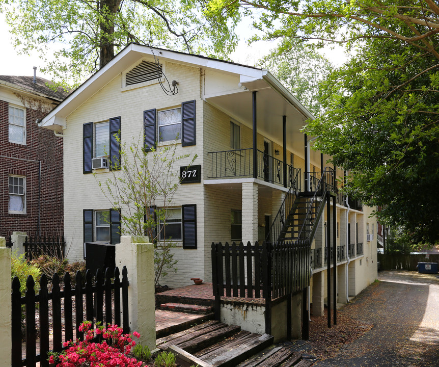 872 Vedado Way in Atlanta, GA - Foto de edificio