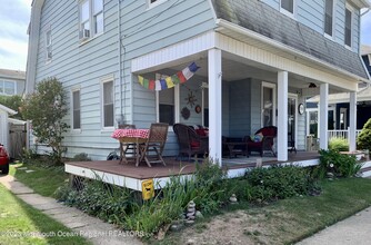 37 East End Ave in Avon By The Sea, NJ - Foto de edificio - Building Photo