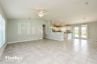 10363 Grail Ave in Englewood, FL - Building Photo - Building Photo