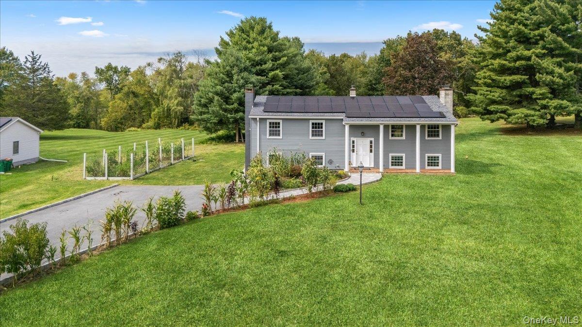 171 Diddell Rd in Wappingers Falls, NY - Building Photo