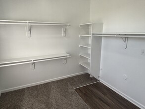 Southwind Lakes Apartments in Memphis, TN - Building Photo - Building Photo